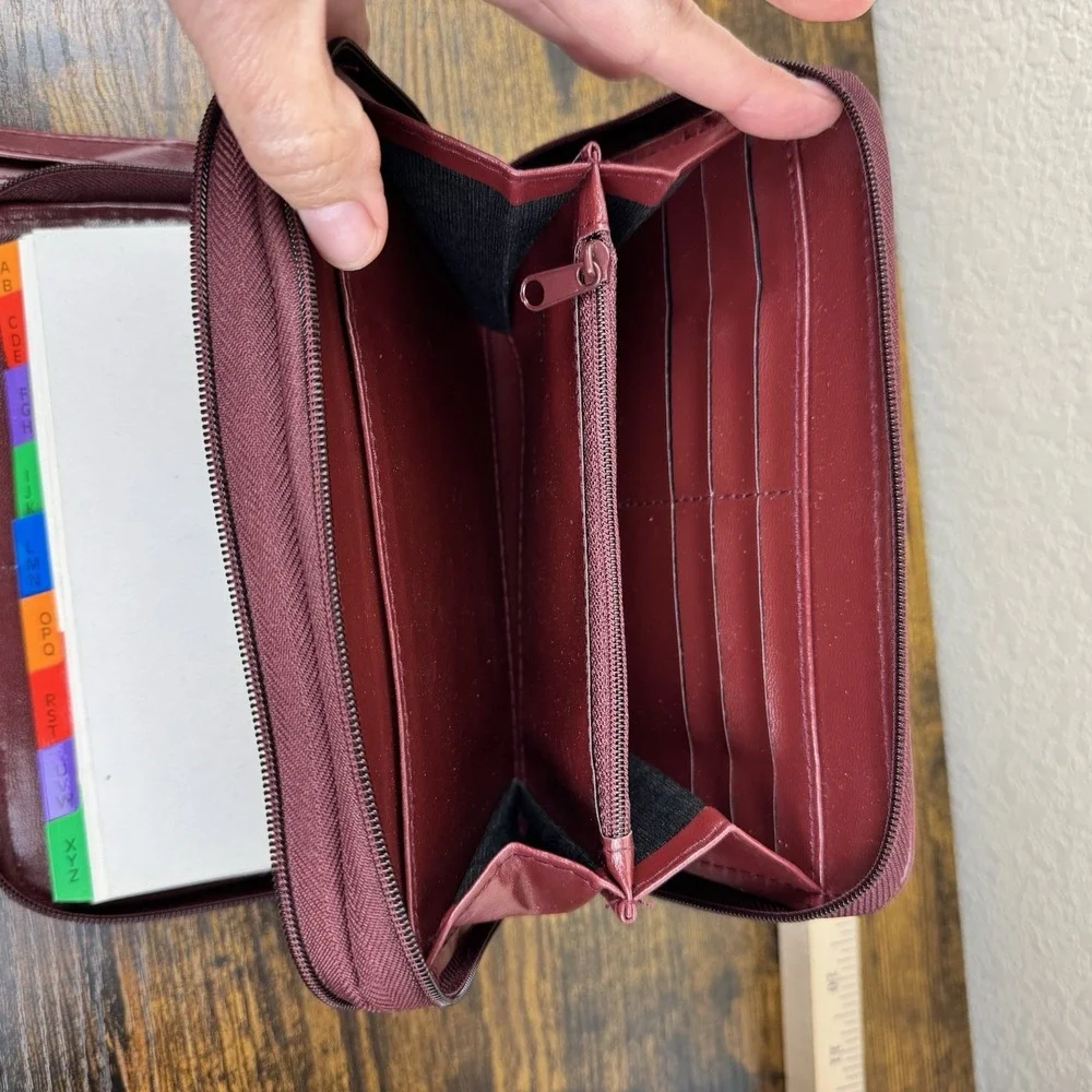 Williwear Business Planner Organizer Wallet Burgundy Zip Faux Leather‎ New